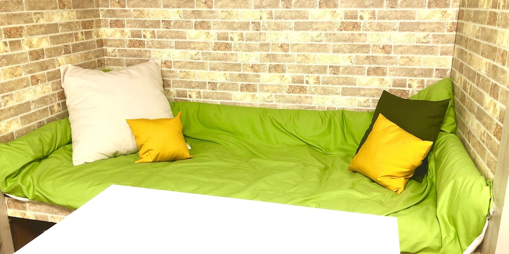 セミダブルルーム 客室3 | ゲストハウス桜こまち