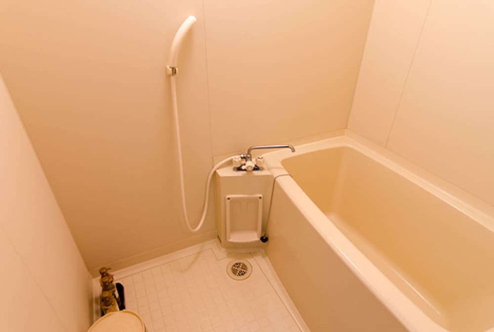 本館和室 (客室露天風呂は付いていません) バスルーム1 | 由布院 冨季の舎