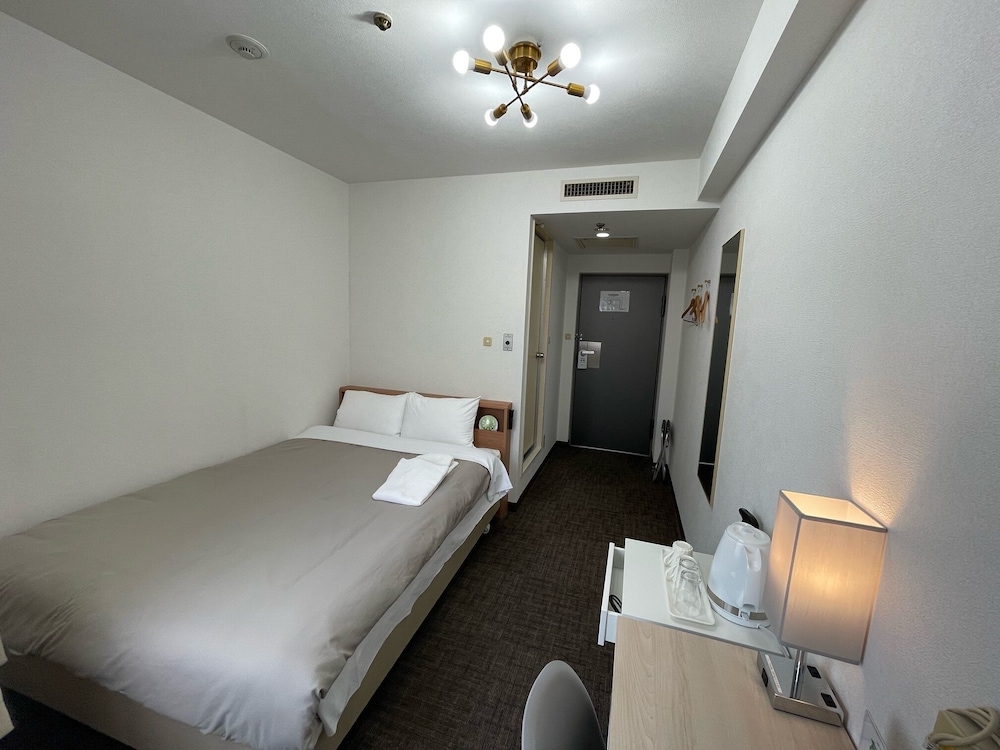 ダブルルーム 禁煙 | ホテルロイヤルオーク五反田