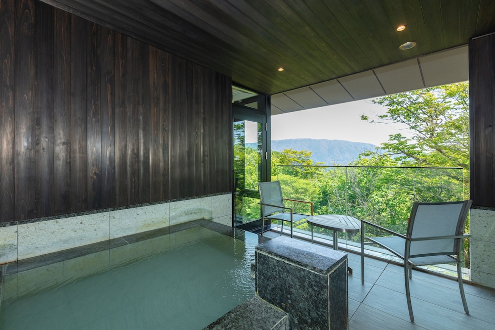 デラックス ルーム バスルーム0 | 金谷リゾート箱根