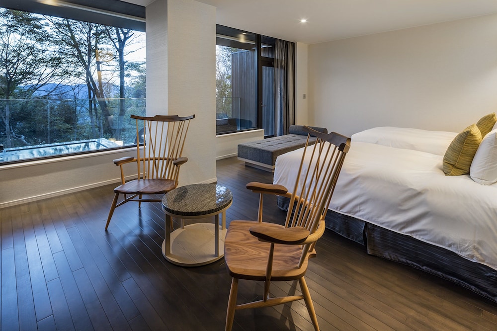 テラス デラックス ルーム 客室1 | 金谷リゾート箱根