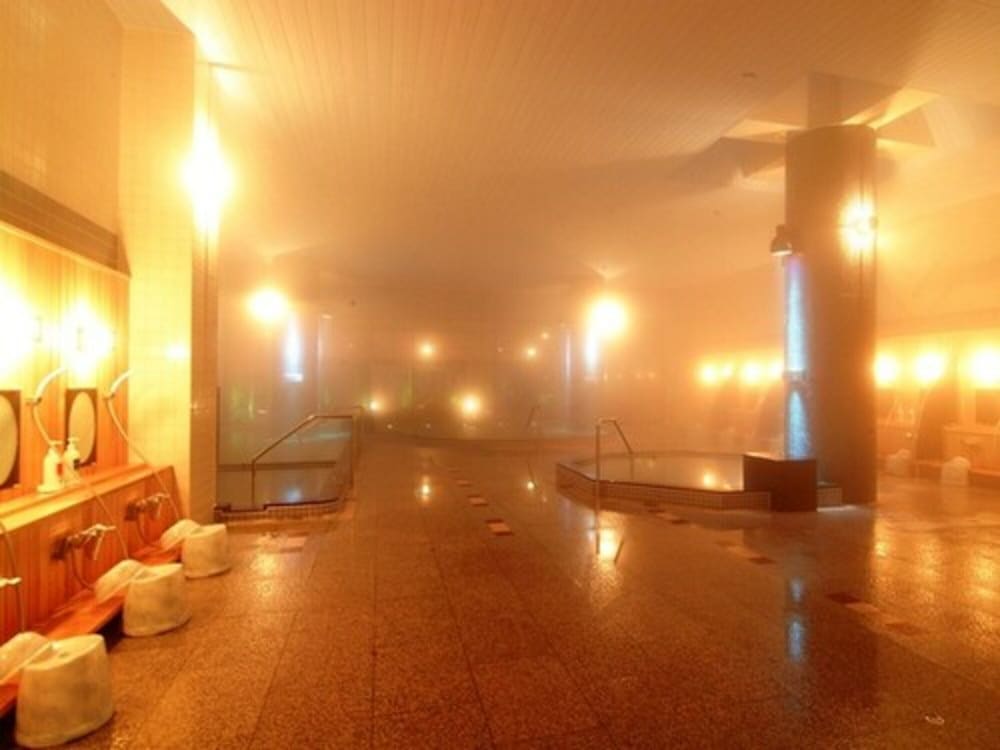 和室8畳 禁煙 共用バスルーム0 | 湯の川観光ホテル祥苑