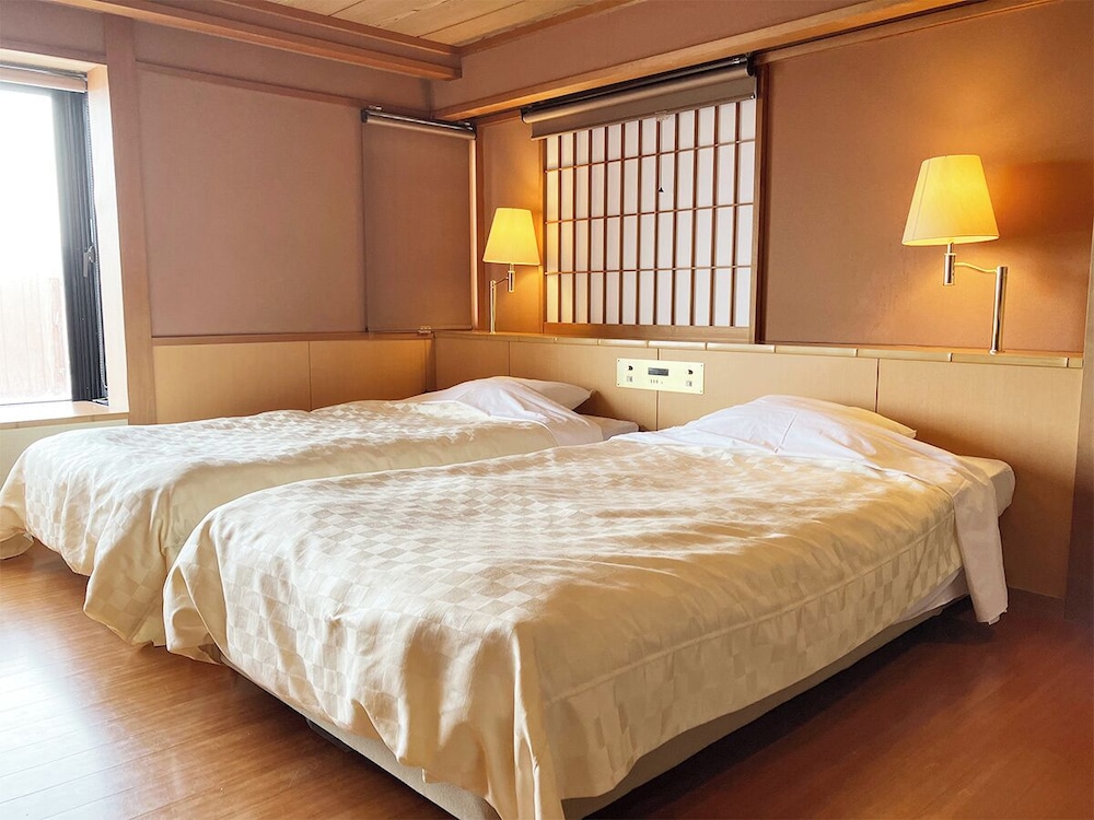 【露天風呂付】ツイン(バリアフリー) | 湯の川観光ホテル祥苑