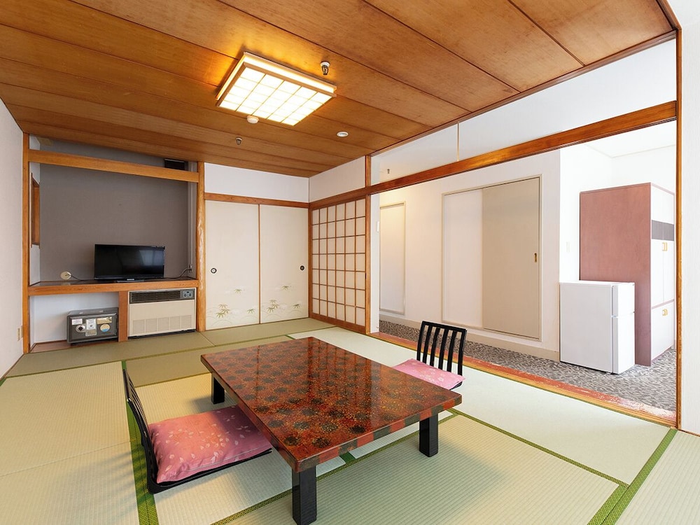 和室12畳 禁煙 客室2 | 鬼怒川 ロイヤル ホテル