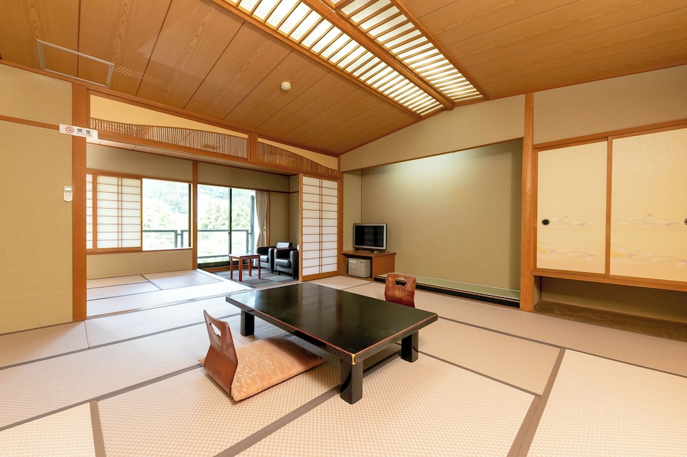 和室12畳 禁煙 本館 | 伊東園ホテル ニューさくら