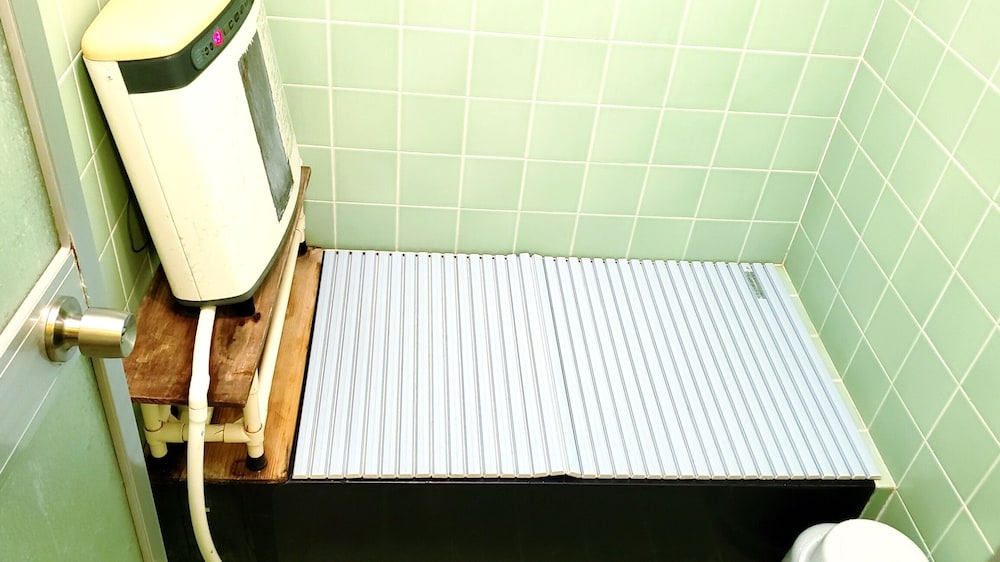 ゆったり和室 (8畳) バスルーム0 | ジンギスカン ロッジ