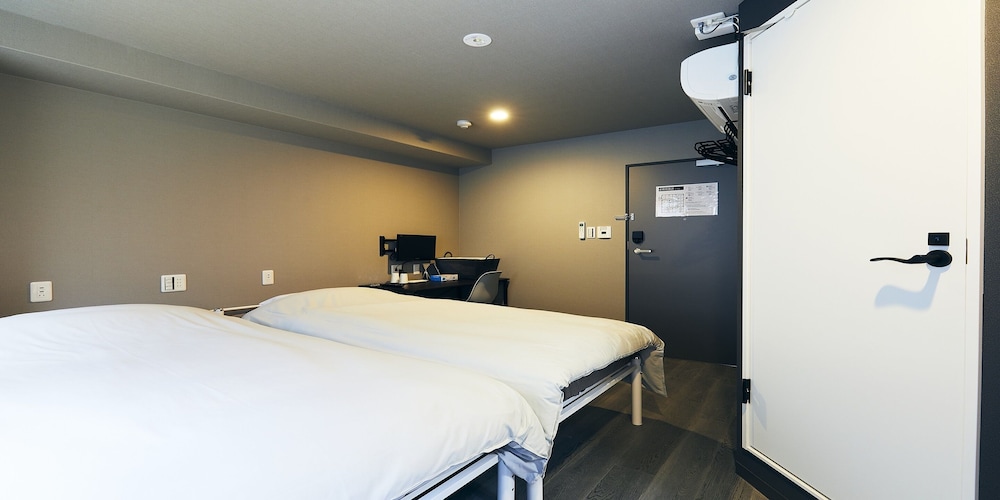 ベーシック ツインルーム 客室1 | ホテルピボット