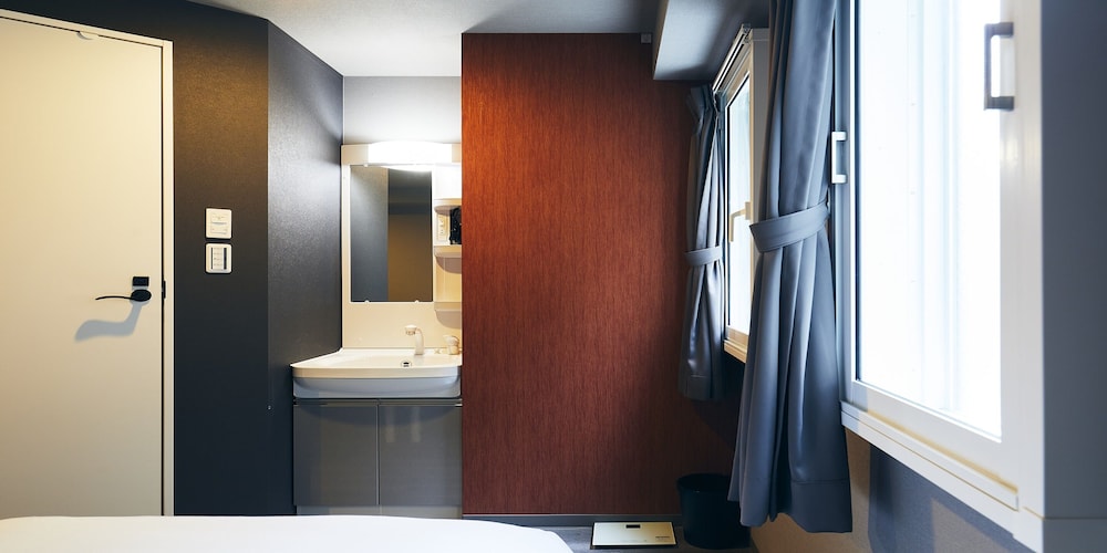 ベーシック ツインルーム 客室の設備とサービス0 | ホテルピボット