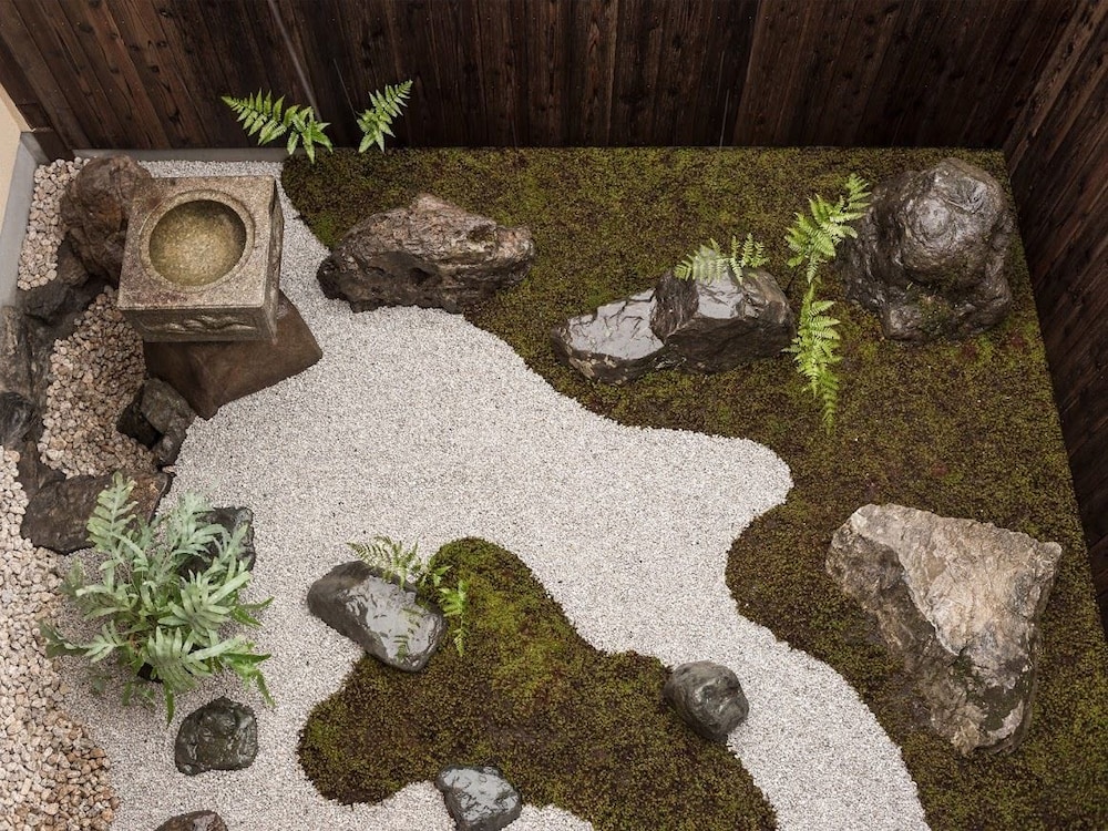 スーペリア ツインルーム ガーデンビュー (Japanese Style) 部屋からの景観0 | 鞠小路イン京都