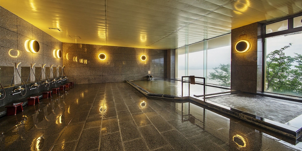 MANPA倶楽部 デラックスタイプ 和洋室 喫煙可 共用バスルーム1 | 和歌浦温泉 萬波