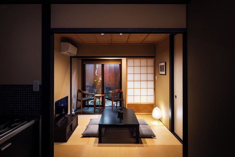 町屋 リビング エリア1 | 鈴 東福寺鴨川