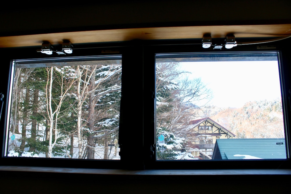 屋根裏部屋タイプ 施設からの眺望1 | レッドウッドイン