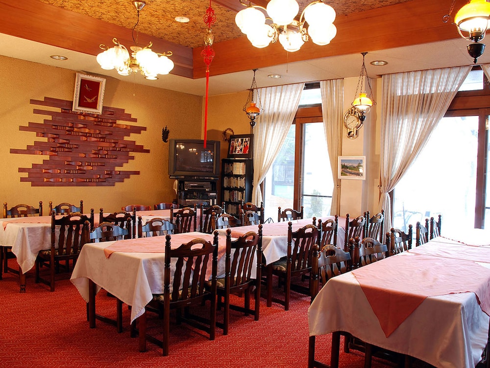 レストラン1 | プチホテルぴー坊