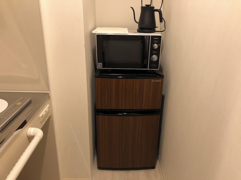 ロマンティック スタジオスイート クイーンベッド 1 台 禁煙 スパ浴槽 客室の設備とサービス0 | ランドーレジデンス東京スイーツ