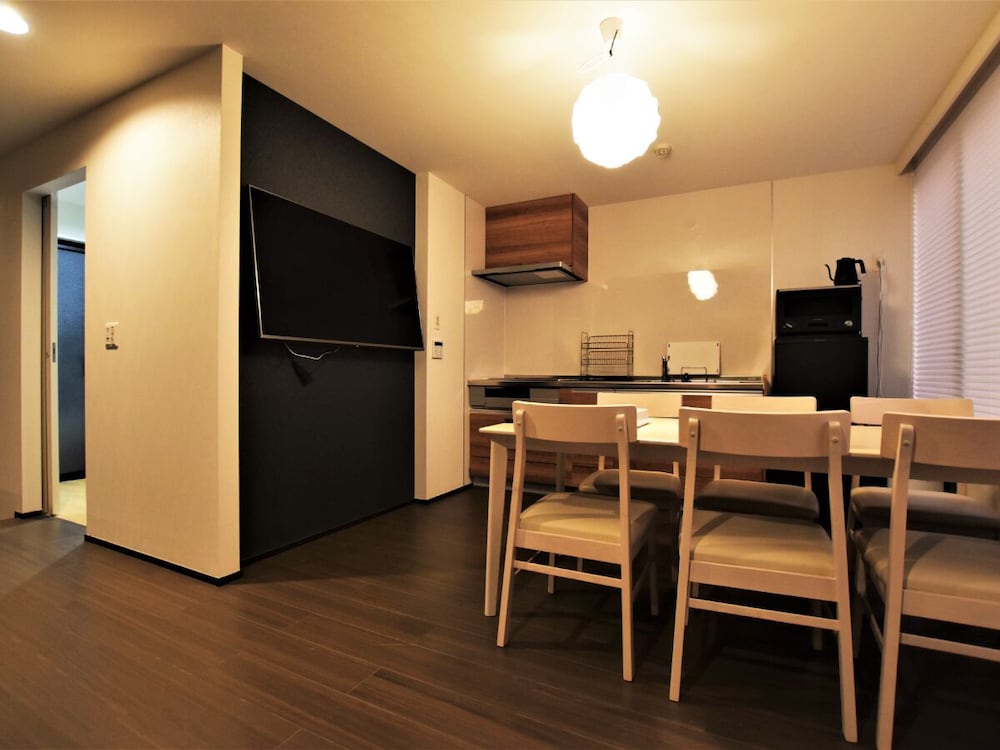 エグゼクティブ スタジオスイート ベッド (複数台) 禁煙 スパ浴槽 リビング エリア0 | ランドーレジデンス東京スイーツ