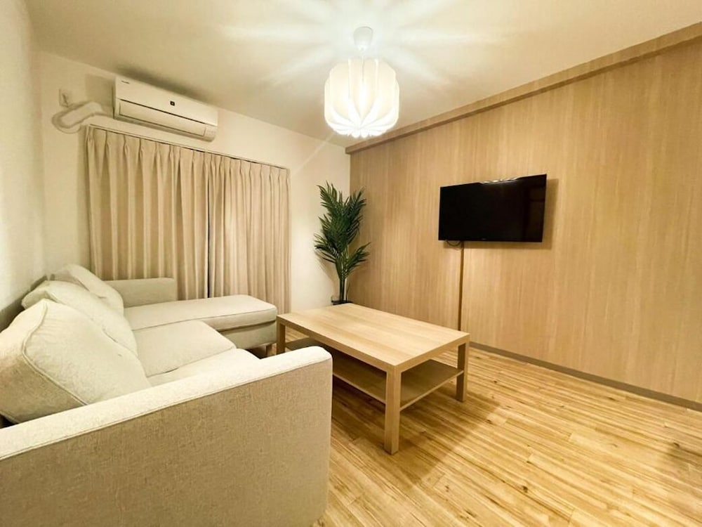 ファミリー スイート 3 ベッドルーム リビング エリア5 | ランドーレジデンス東京スイーツ