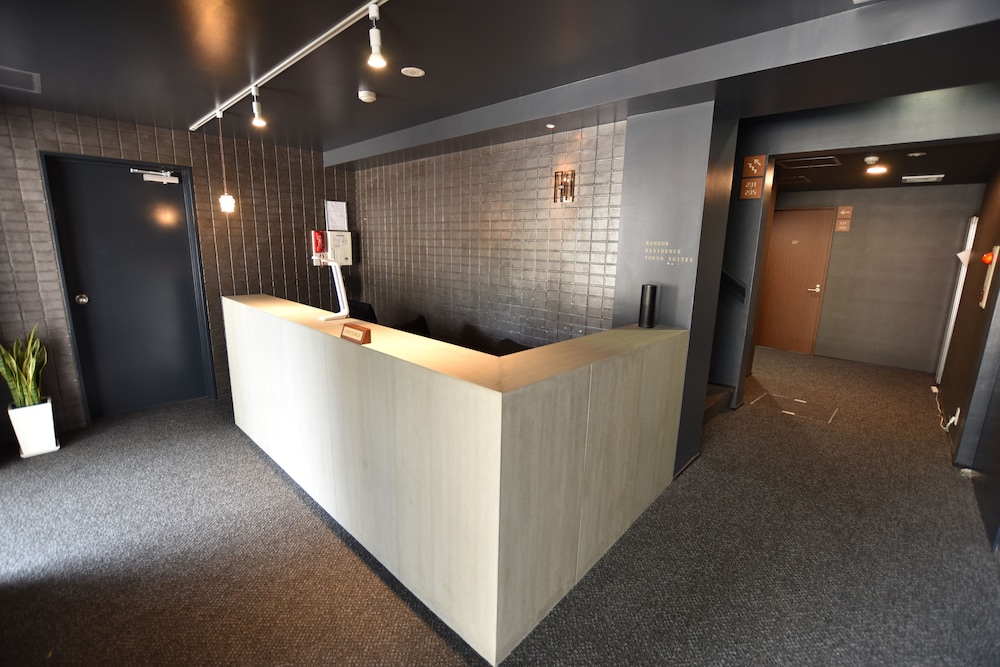 フロント1 | ランドーレジデンス東京スイーツ