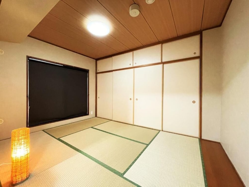 エクスクルーシブ スイート ベッドルーム (複数) バリアフリー 客室2 | ランドーレジデンス東京スイーツ