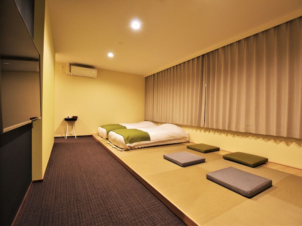 コンフォート スタジオスイート ベッド (複数台) 禁煙 スパ浴槽 客室1 | ランドーレジデンス東京スイーツ