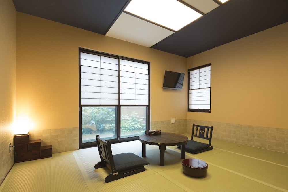 スーペリア　和室　ガーデンビュー 客室3 | 和ごころ 日暮里 和モダンな雰囲気の旅館＆ゲストハウス