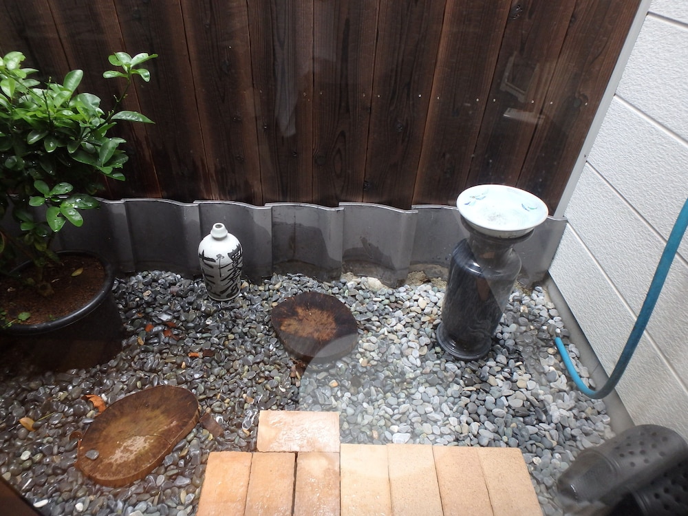 ファミリエ テラス / パティオ2 | 京の宿 西大路