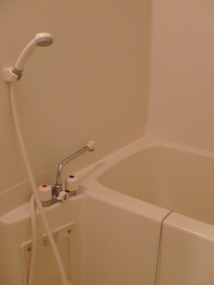 ファミリー ルーム バスルーム2 | 京の宿 西大路