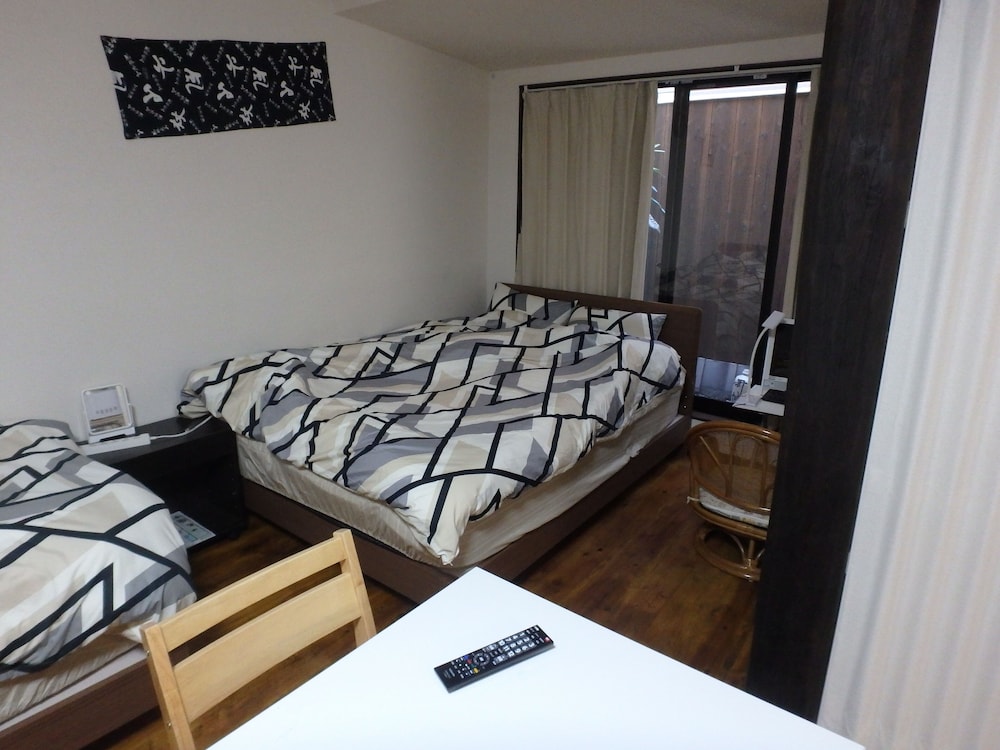 ファミリエ 客室1 | 京の宿 西大路