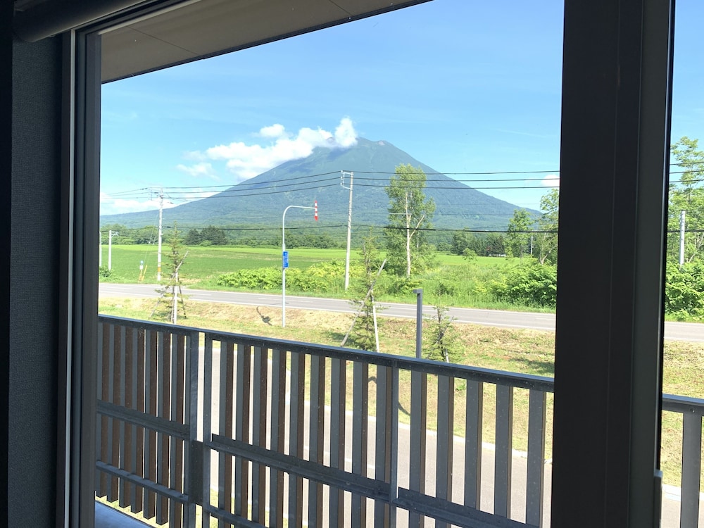 羊蹄 スーペリアルーム 部屋からの景観0 | Miru Niseko