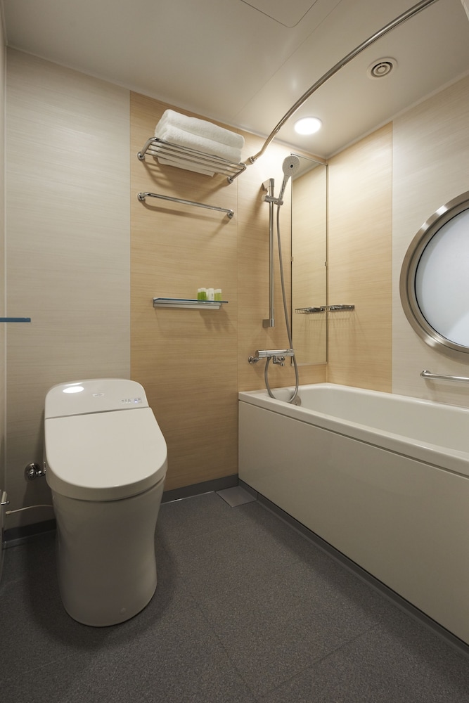 スーペリア ルーム クイーンベッド 1 台 禁煙 (B -ENGAWA-) バスルーム0 | ホテル 1899 東京