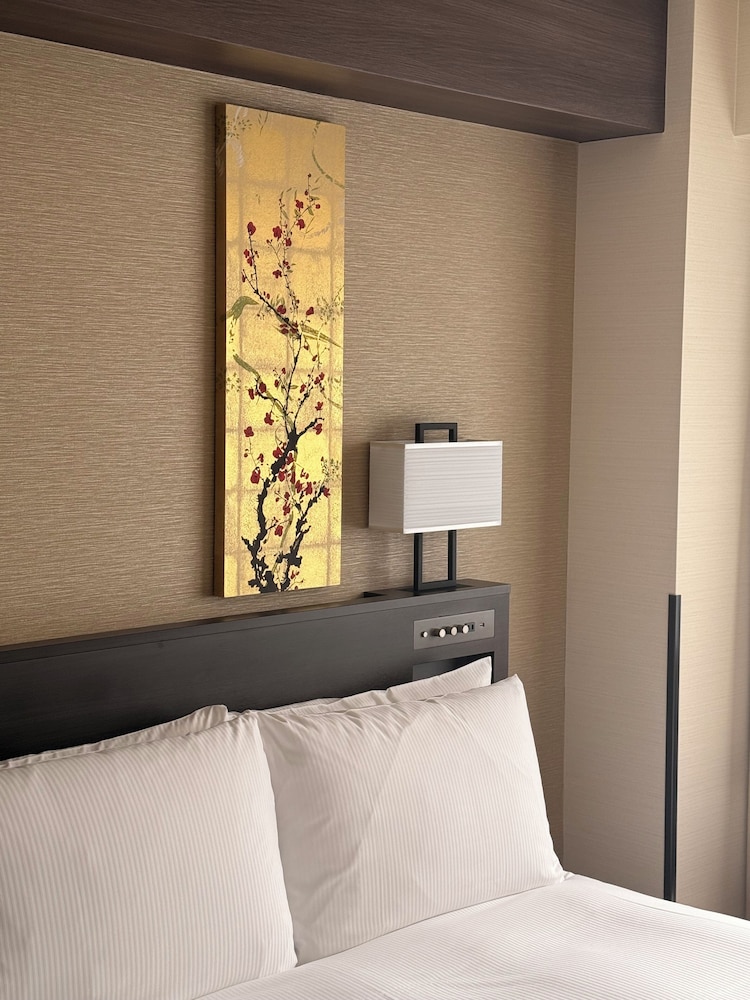 ゲストルーム クイーンベッド 1 台 客室3 | ダブルツリー by ヒルトン 京都駅