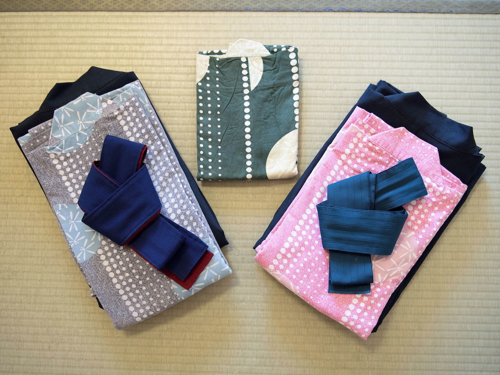 山中湖ビュー客室 和室ベッドルーム 禁煙 客室の設備とサービス0 | 富士松園ホテル