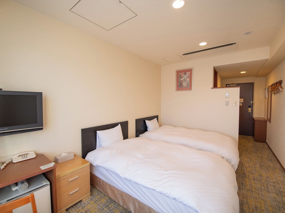 山中湖ビュー客室 スタンダード洋室 禁煙 客室3 | 富士松園ホテル