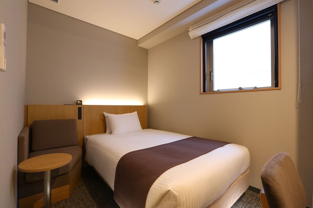 禁煙セミダブルルーム 客室8 | アルモントイン湘南藤沢