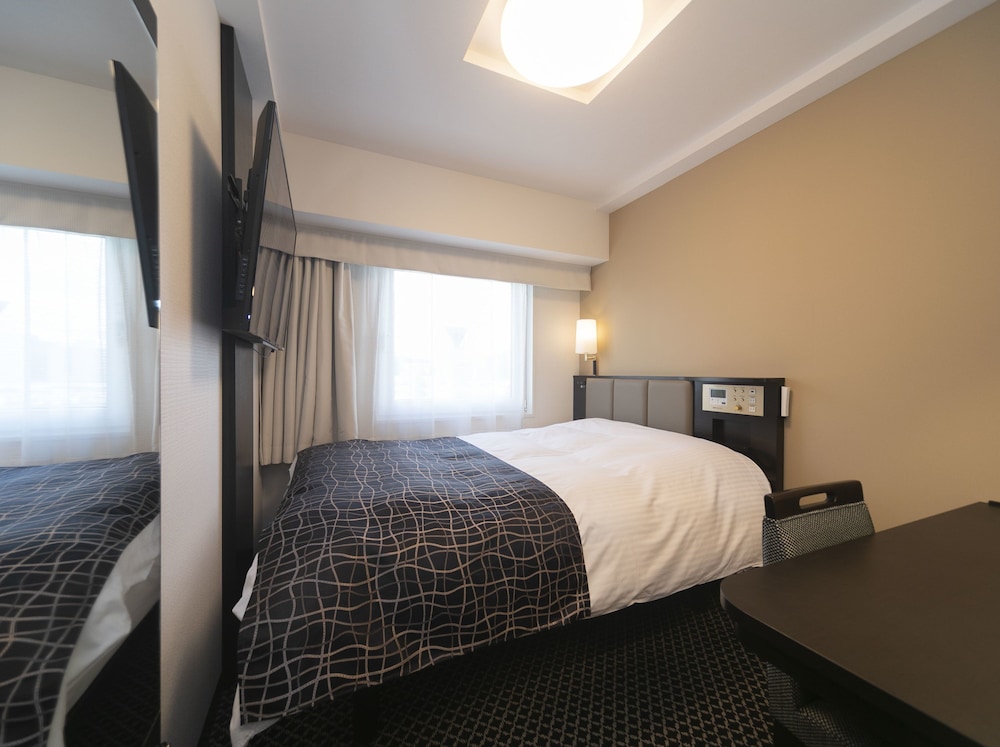 スタンダードルーム（2名利用）喫煙可 | アパホテル〈新大阪駅南〉