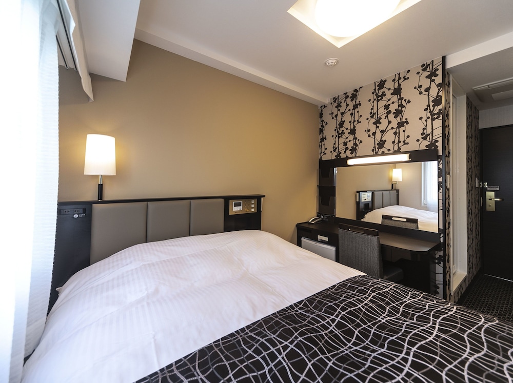 スタンダードルーム（2名利用）喫煙可 客室1 | アパホテル〈新大阪駅南〉