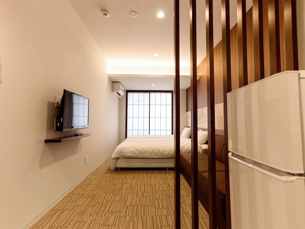 プレミアムツインルーム 京都タワービュー 客室3 | IRORI 京都駅東本願寺前