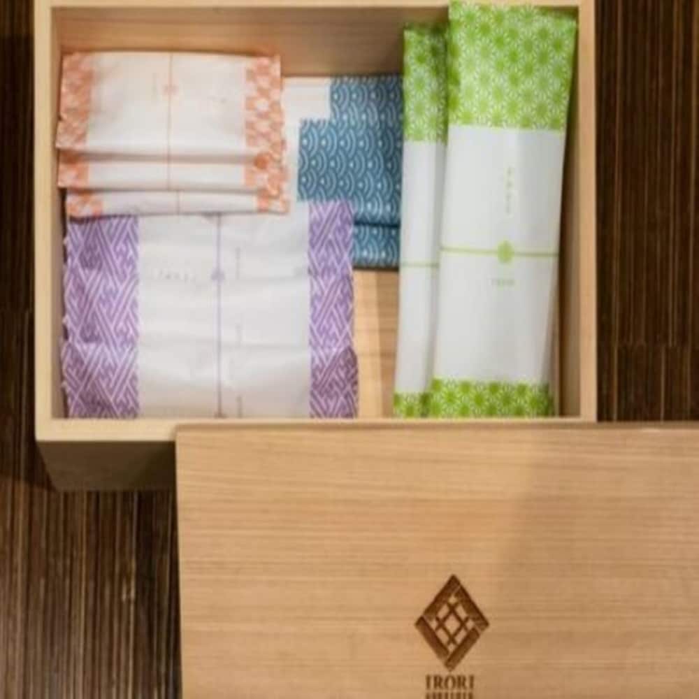 デラックス ツインルーム 客室の設備とサービス0 | IRORI 京都駅東本願寺前