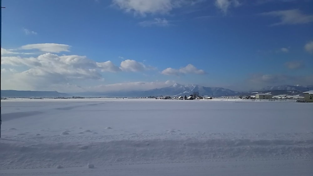 トリプルルーム 禁煙 リゾートビュー 部屋からの景観0 | Gufo の森 上富良野
