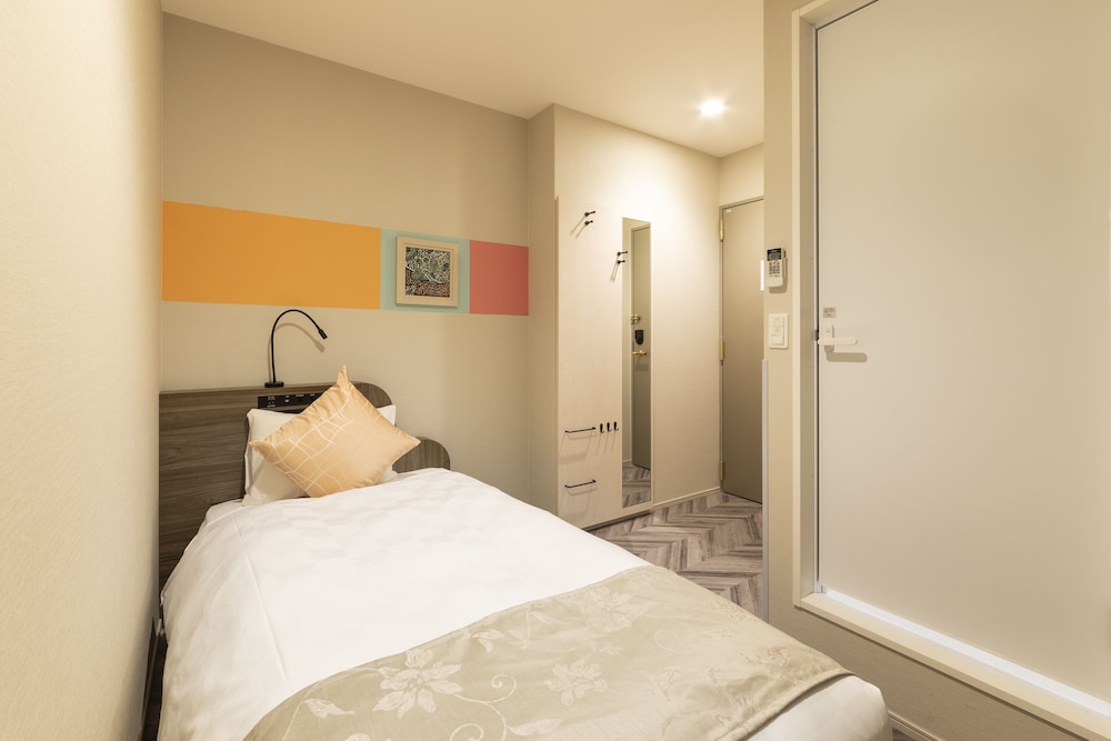 スタンダード ダブルルーム 禁煙 客室3 | SARASA HOTEL 新大阪