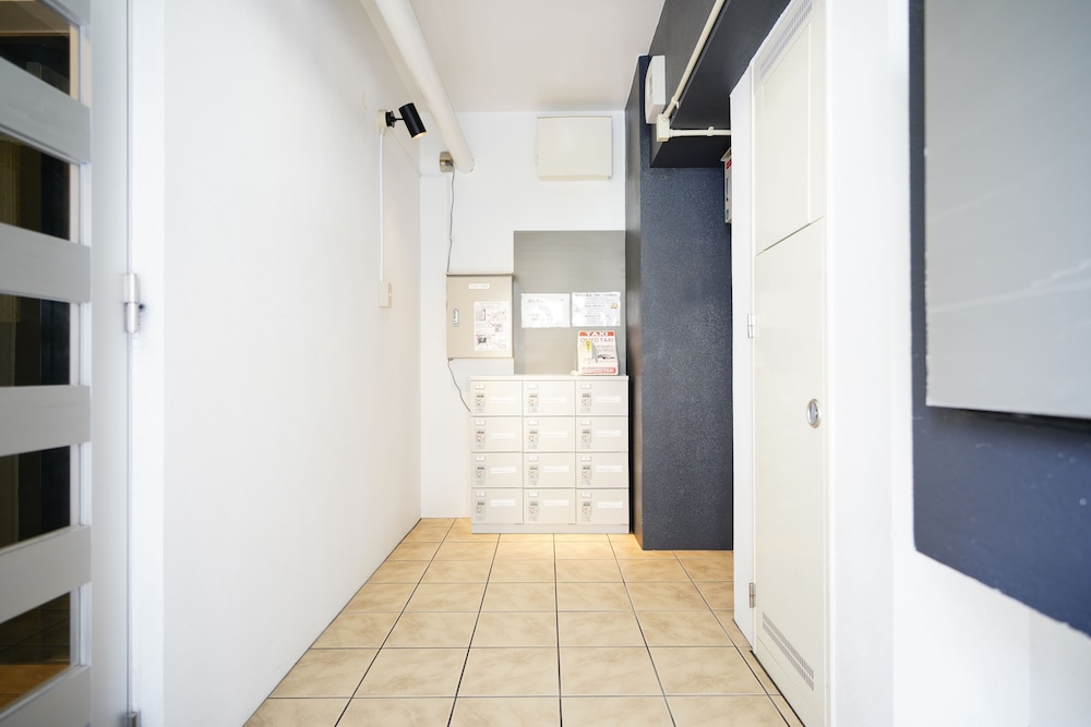 ロッカー1 | コンドミニアム GOLF GOLF 壺屋