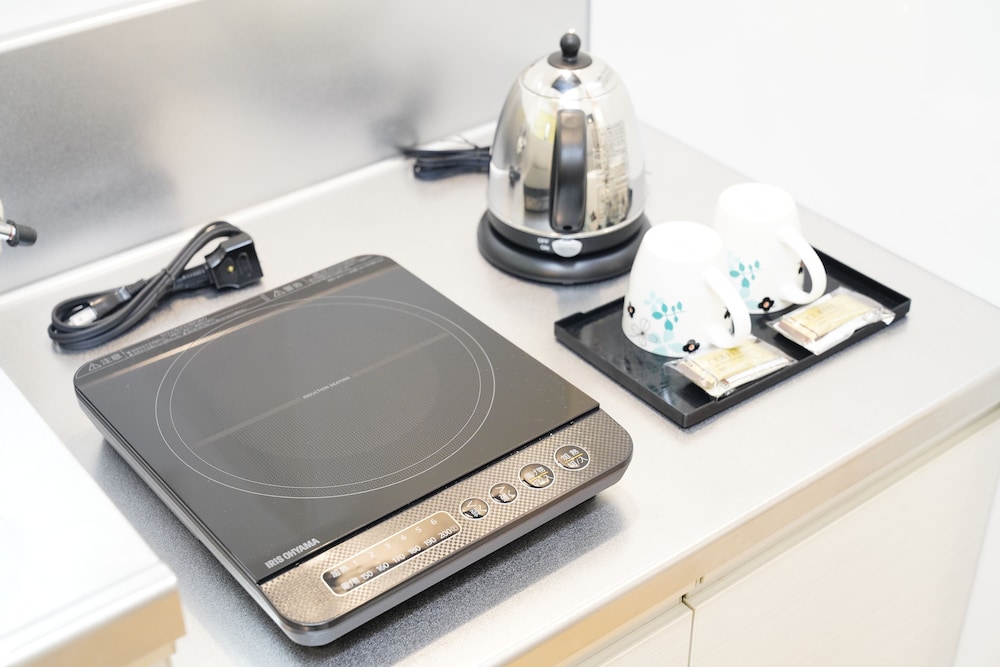 ベーシック ダブルルーム 専用キッチン1 | コンドミニアム GOLF GOLF 壺屋