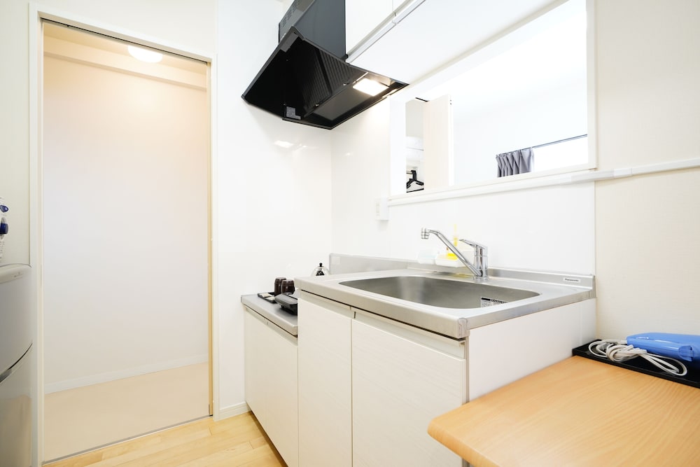 ベーシック ダブルルーム 専用キッチン0 | コンドミニアム GOLF GOLF 壺屋