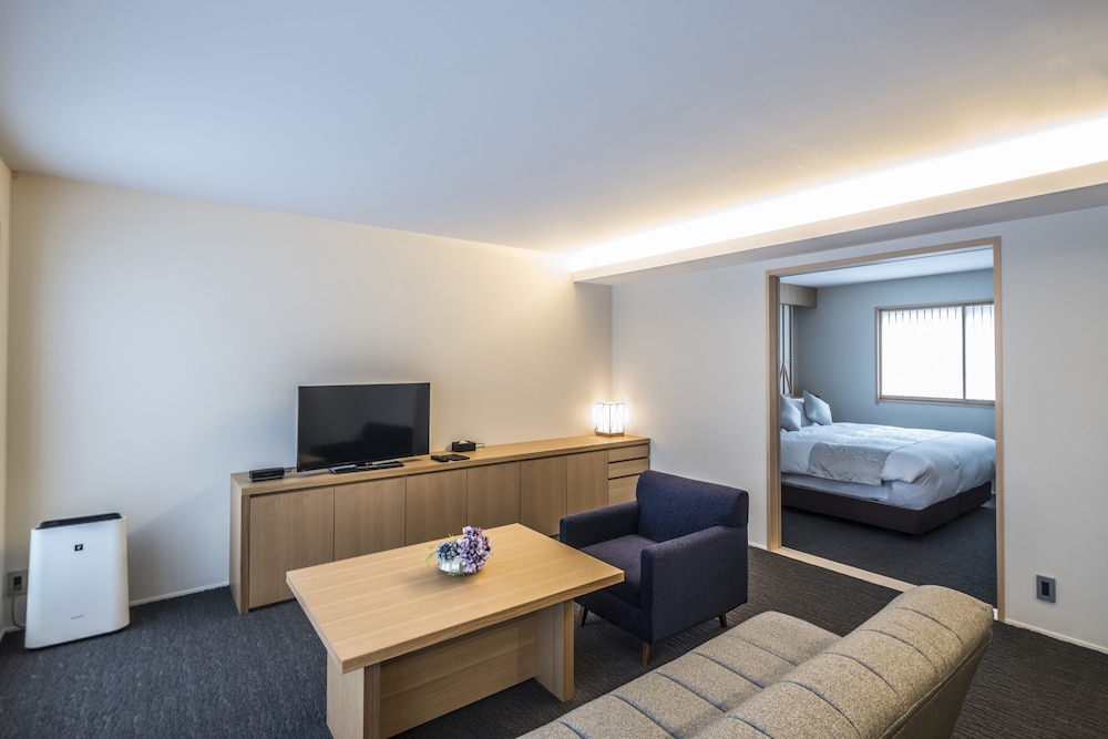 エグゼクティブスイートルーム キチネット付き | トモヤレジデンスホテル京都 二条高倉