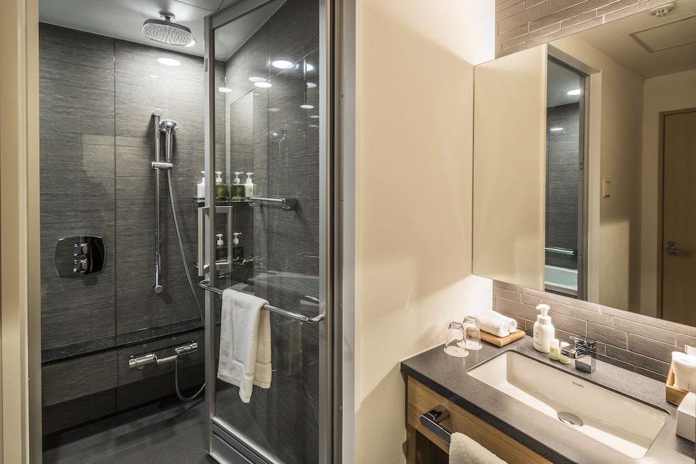 デラックスダブルルーム リビング付き バスルーム0 | トモヤレジデンスホテル京都 二条高倉