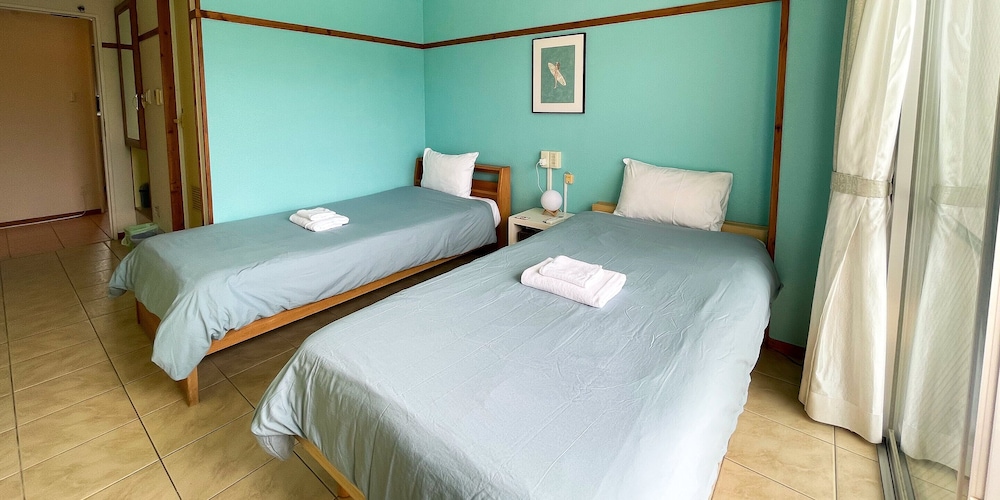 ツインルーム [ユニットバス付 禁煙] 客室6 | るらりや