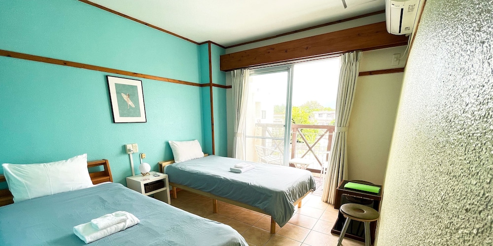 ツインルーム [ユニットバス付 禁煙] 客室5 | るらりや