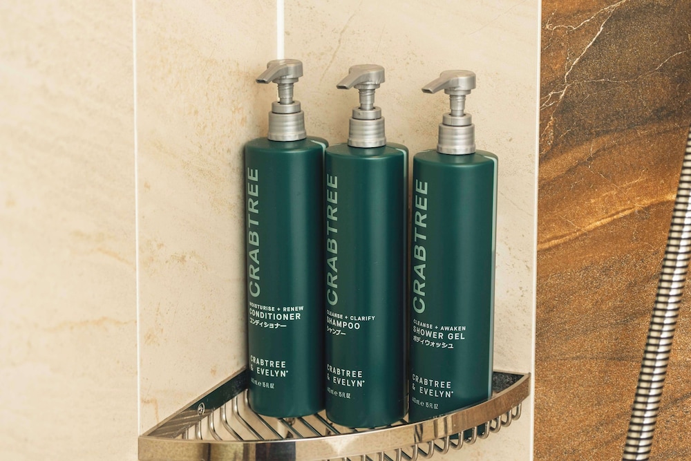 ゲストルーム(ツインベッド) バスルーム0 | ダブルツリーbyヒルトン沖縄北谷リゾート