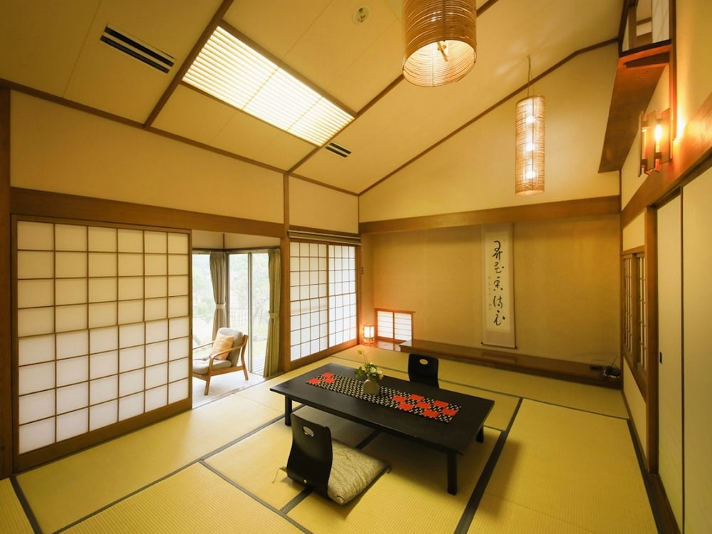 2階建てメゾネット 客室3 | 皆生風雅