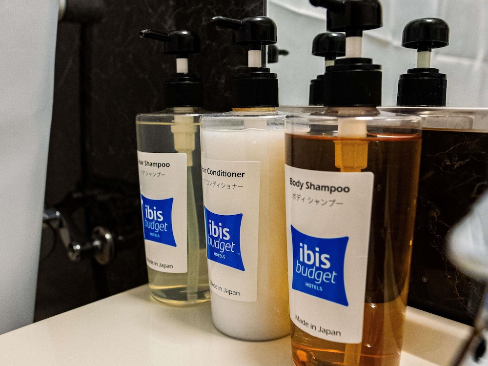 スタンダード ルーム ダブルベッド 1 台 客室5 | イビス バジェット 大阪 梅田