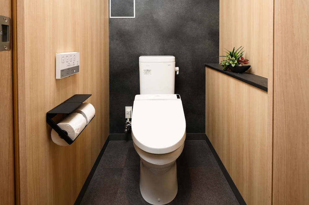 1ベッドルーム 二段ベッド付 バスルームの設備0 | MIMARU京都 二条城